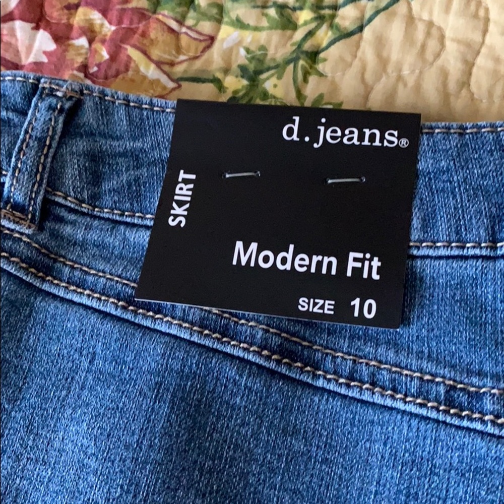 Denim skirt - Picture 3 of 4